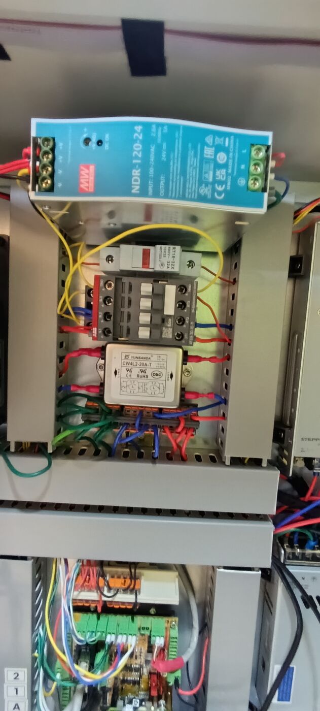Alimentation 5V, Contacteur 24V/230V, Filtre anti-parasite